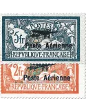 n° 1/2 -  Timbre France Poste aérienne