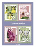 n° 8197/8200  - Timbre CENTRAFRIQUE Poste