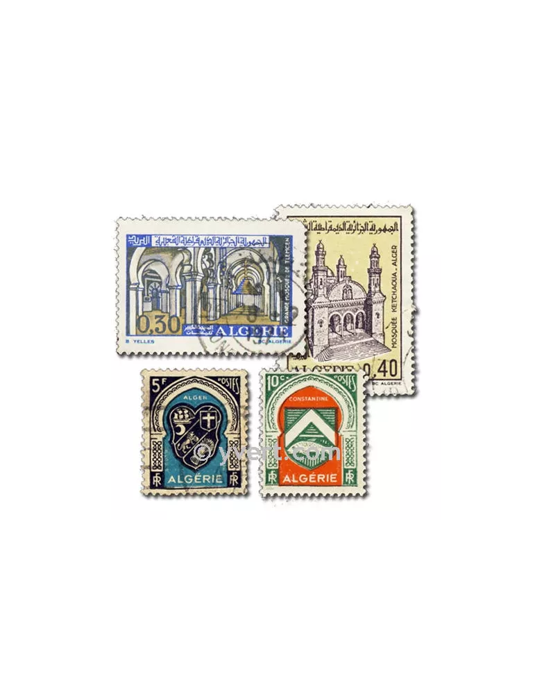 ALGERIE : pochette de 300 timbres (Oblitérés)