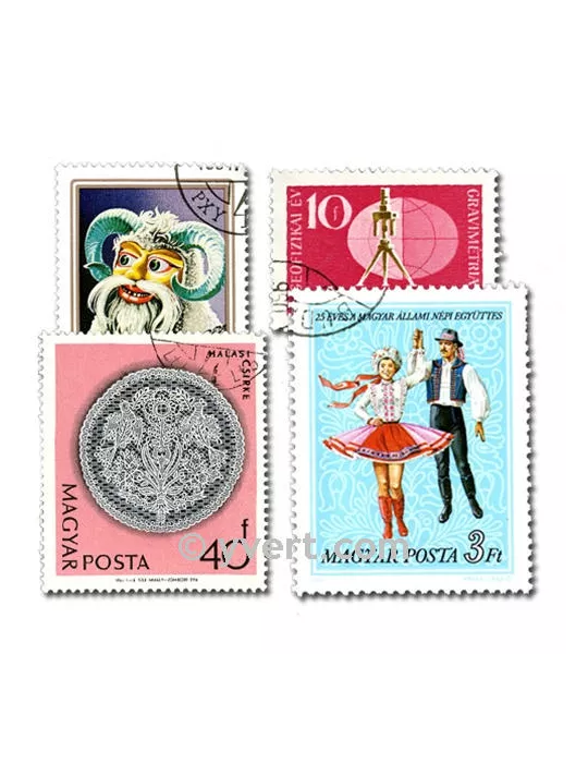 HONGRIE : pochette de 500 timbres (Oblitérés)