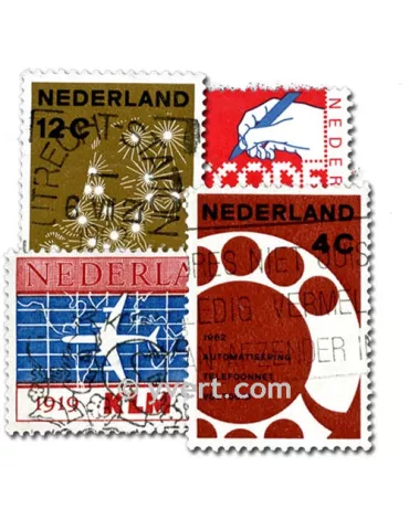 PAYS BAS : pochette de 200 timbres (Oblitérés)